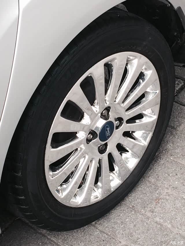 镀铬轮毂