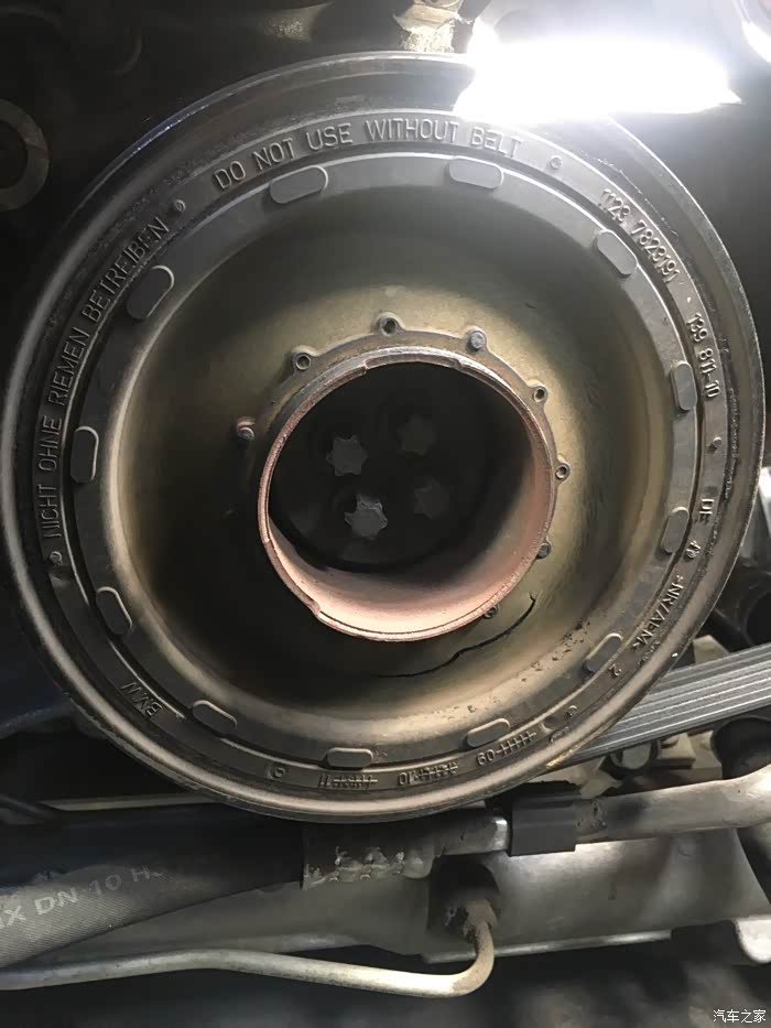 曲轴皮带轮裂开了谁有同样的经历