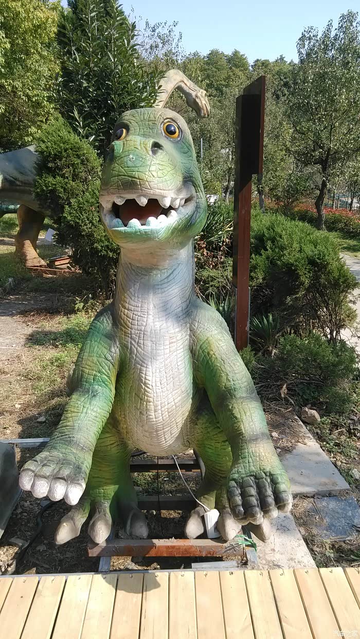 金秋十月周末亲子游一东湖牡丹园恐龙谷