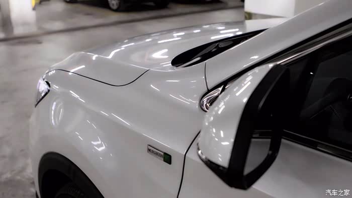 珠光白,金属漆,白色车身镀晶效果真的明显