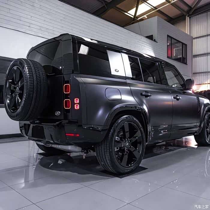 碳黑武士风格痞帅痞帅的味道路虎卫士