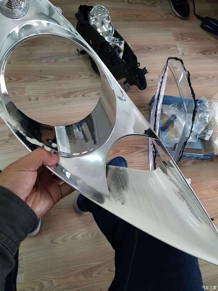 【图】车友们,有没有大灯反光碗啊?_标致307论坛_汽车之家论坛