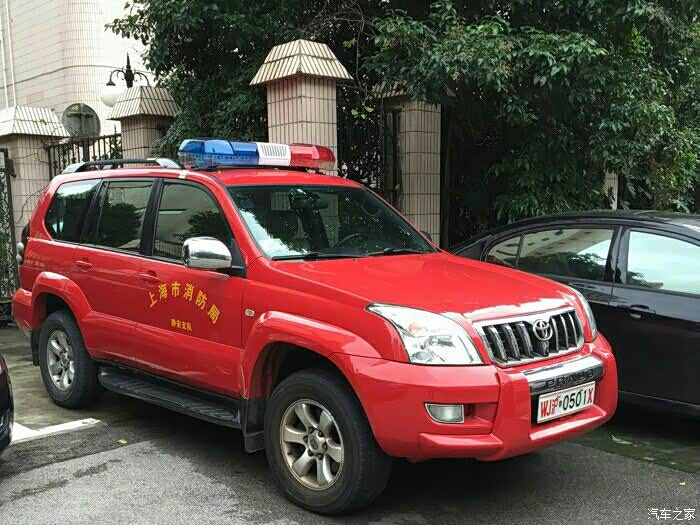 红色山猫消防车,截图不易