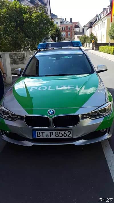 同学在德国学习拍到的_奥迪q3论坛_手机汽车之家