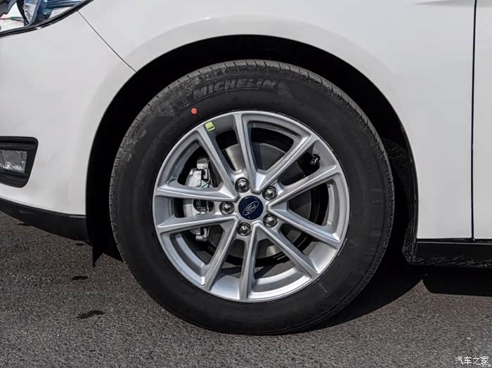 经典福克斯换16寸轮毂