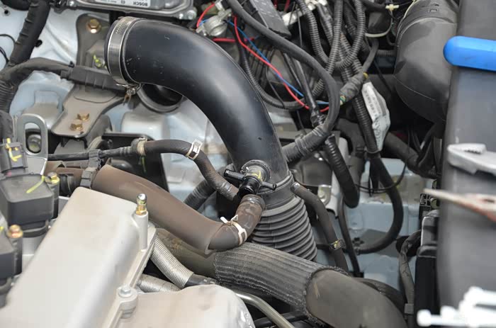 【上海cs75官方车友会】077游侠--4s免费更换涡轮增压进气管