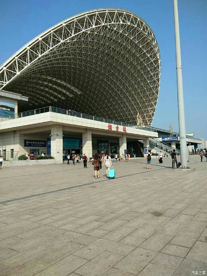 烟台火车站北广场图片