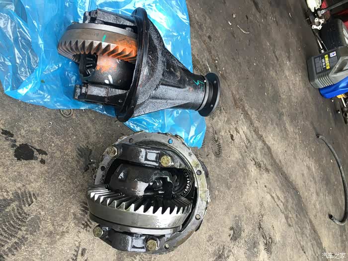 五菱之光6376换后牙包总成