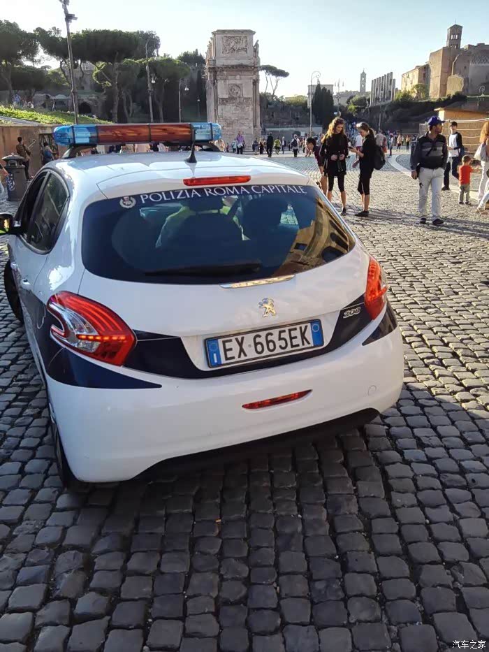 【图】好漂亮的警车呀!_标致308s论坛_汽车之家论坛