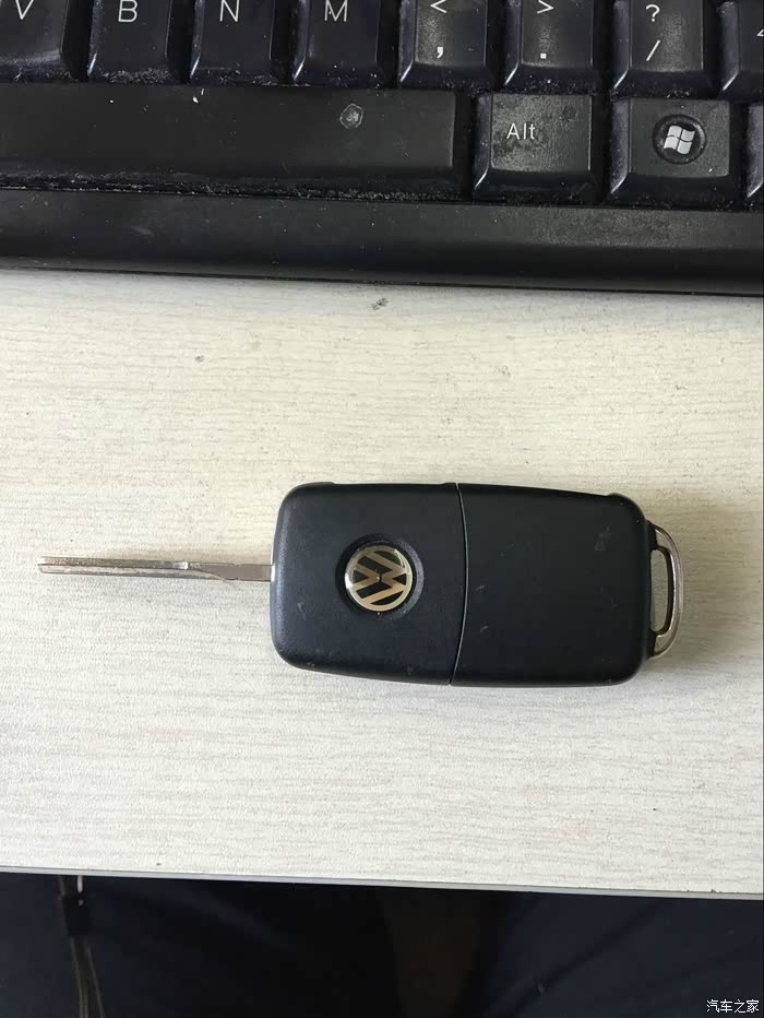 【图】上海大众 new polo 钥匙换电池 会换的请忽略_天津论坛_汽车之