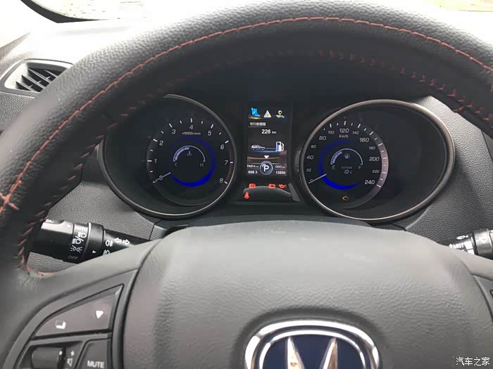 【图】【无锡cs75车友会】咱家大75第一次进高速服务区_长安cs75论坛