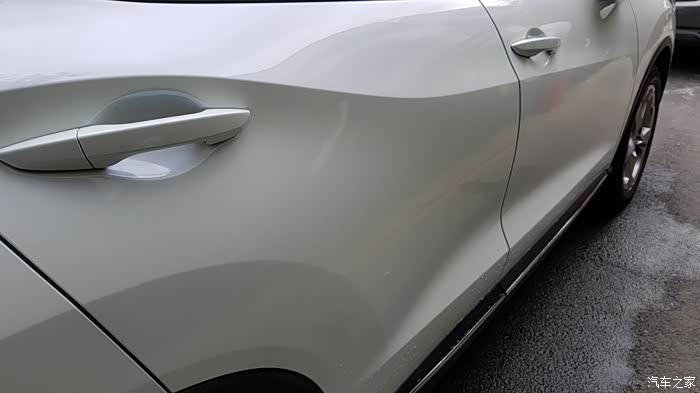 珍珠白cdx漆面发黄