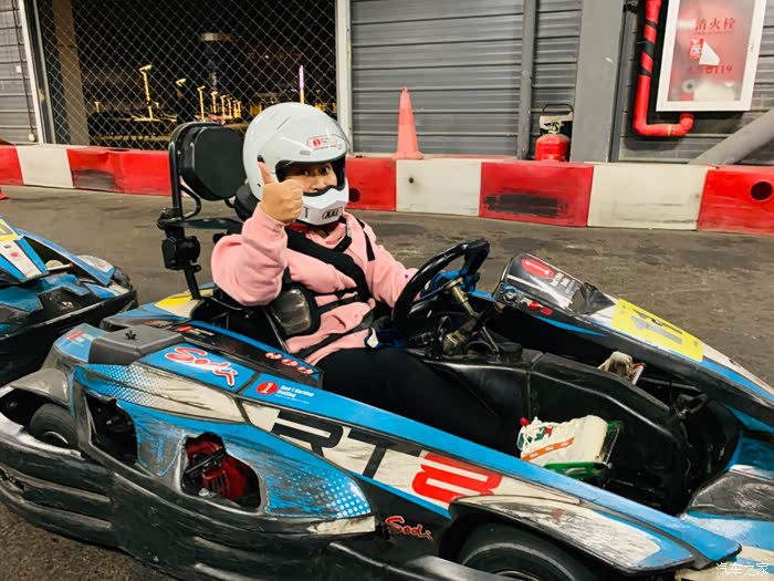 第一次开卡丁车的我