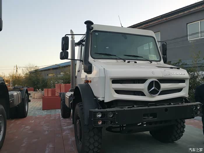 【图】这真的是大奔了_乌尼莫克u5000 suv论坛_汽车之家论坛