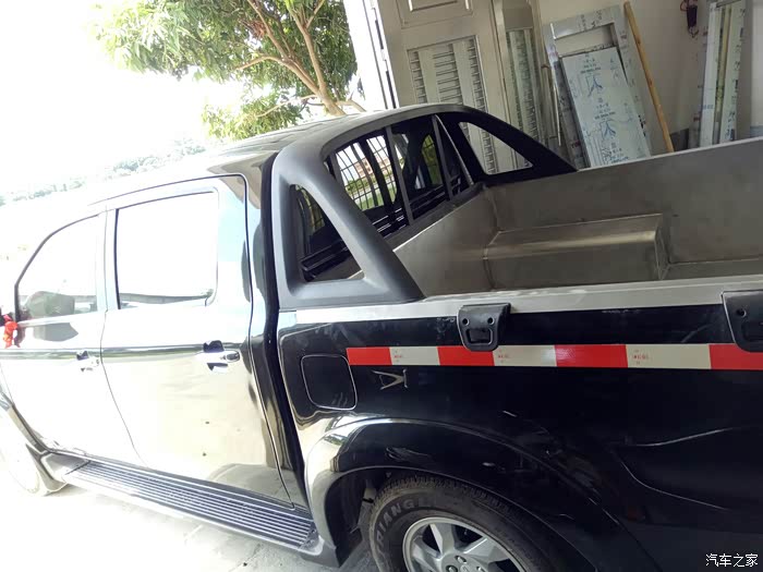 江铃域虎不锈钢车卡