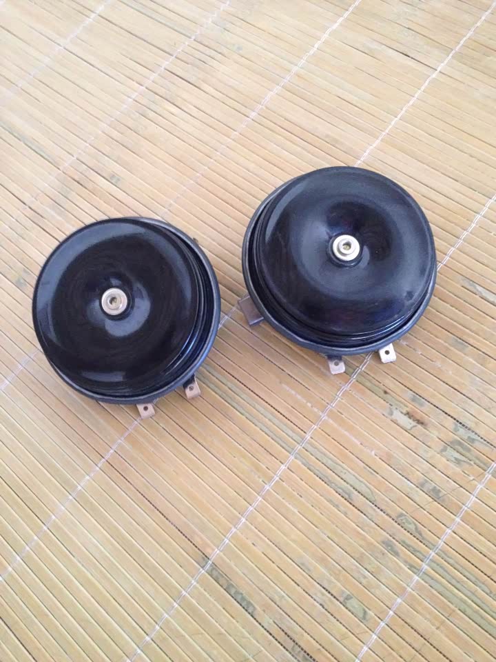 出一对原装轩逸鸣笛喇叭