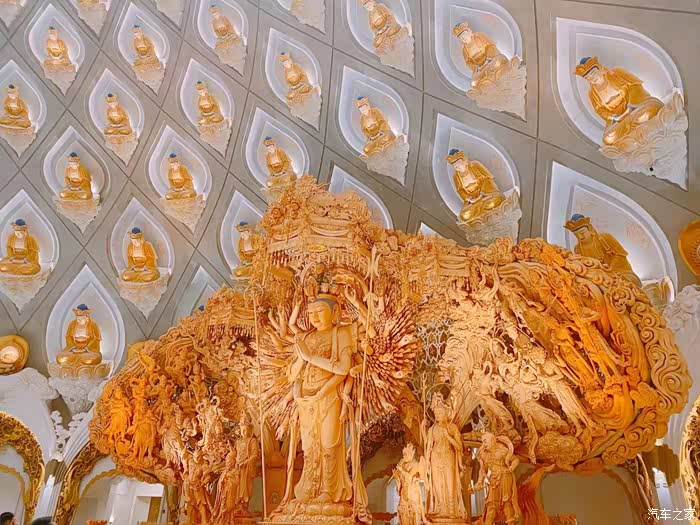 目录 普济禅寺 不肯去观音院 观音法界 普陀山是中国佛教四大名山之一