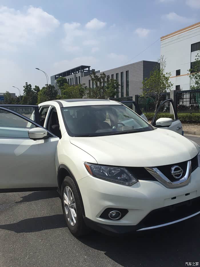 无意之间的选择新奇骏象牙白先先上图