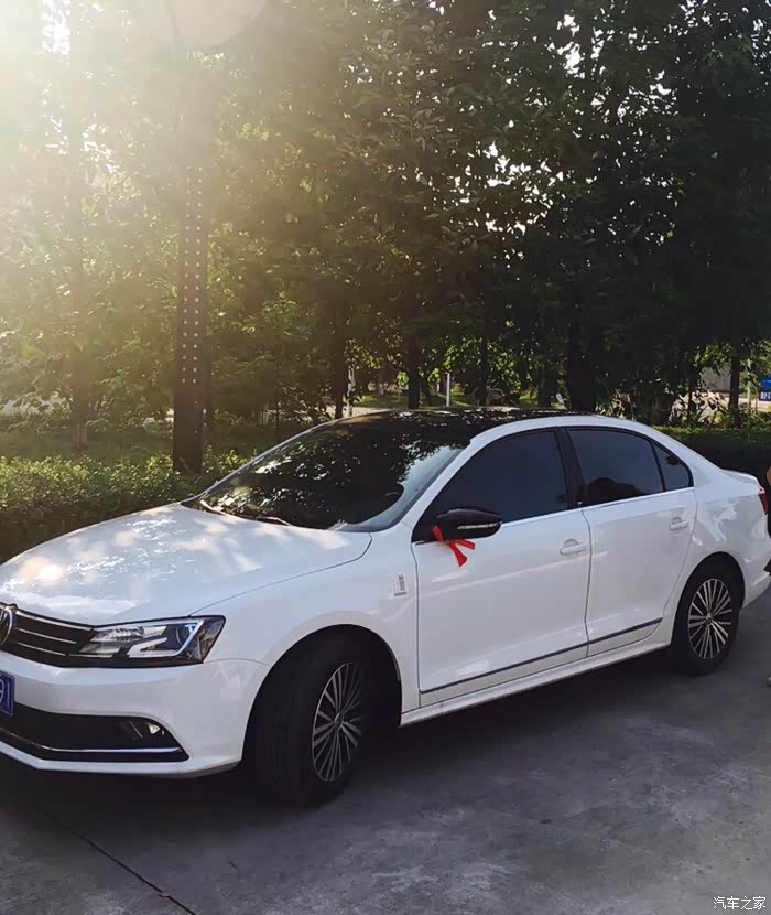 速腾黑顶帅毙了