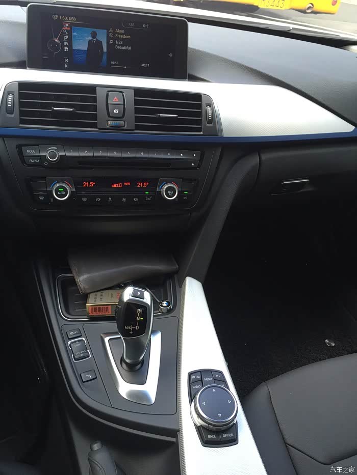 改款320im蓝铝内饰都需要配套加装真皮座椅