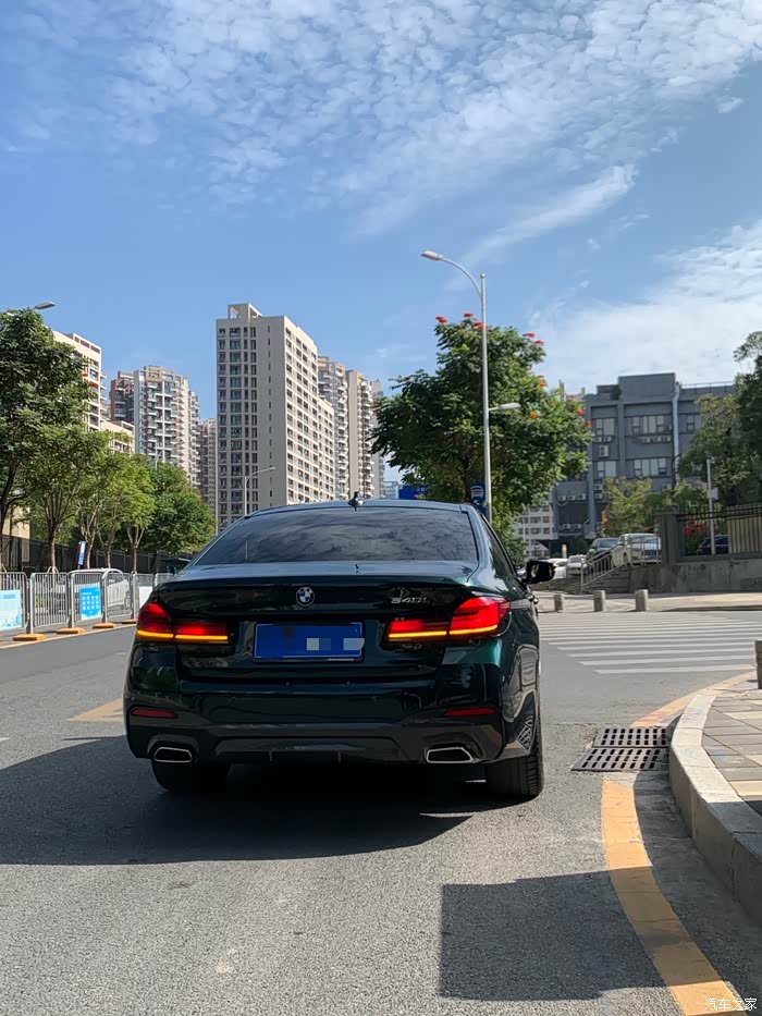 【图】不能发朋友圈之21款曜夜版牛津绿540i_宝马5系论坛_汽车之家