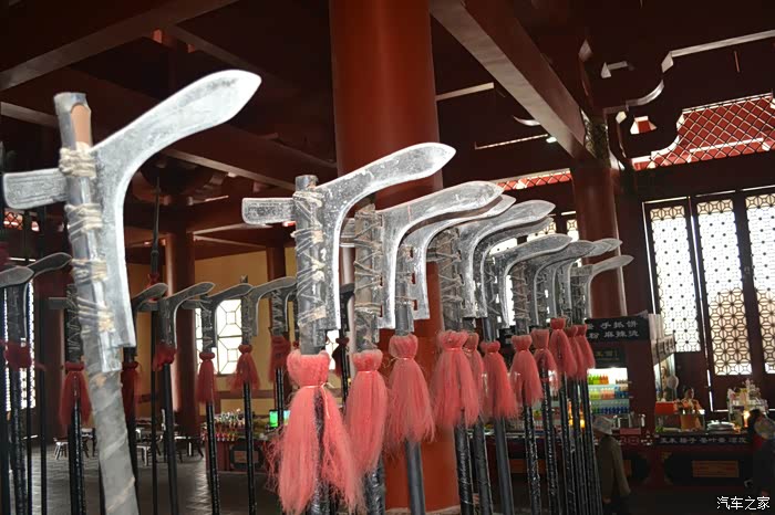 大动干戈的"戈",战国时期的主要兵器.