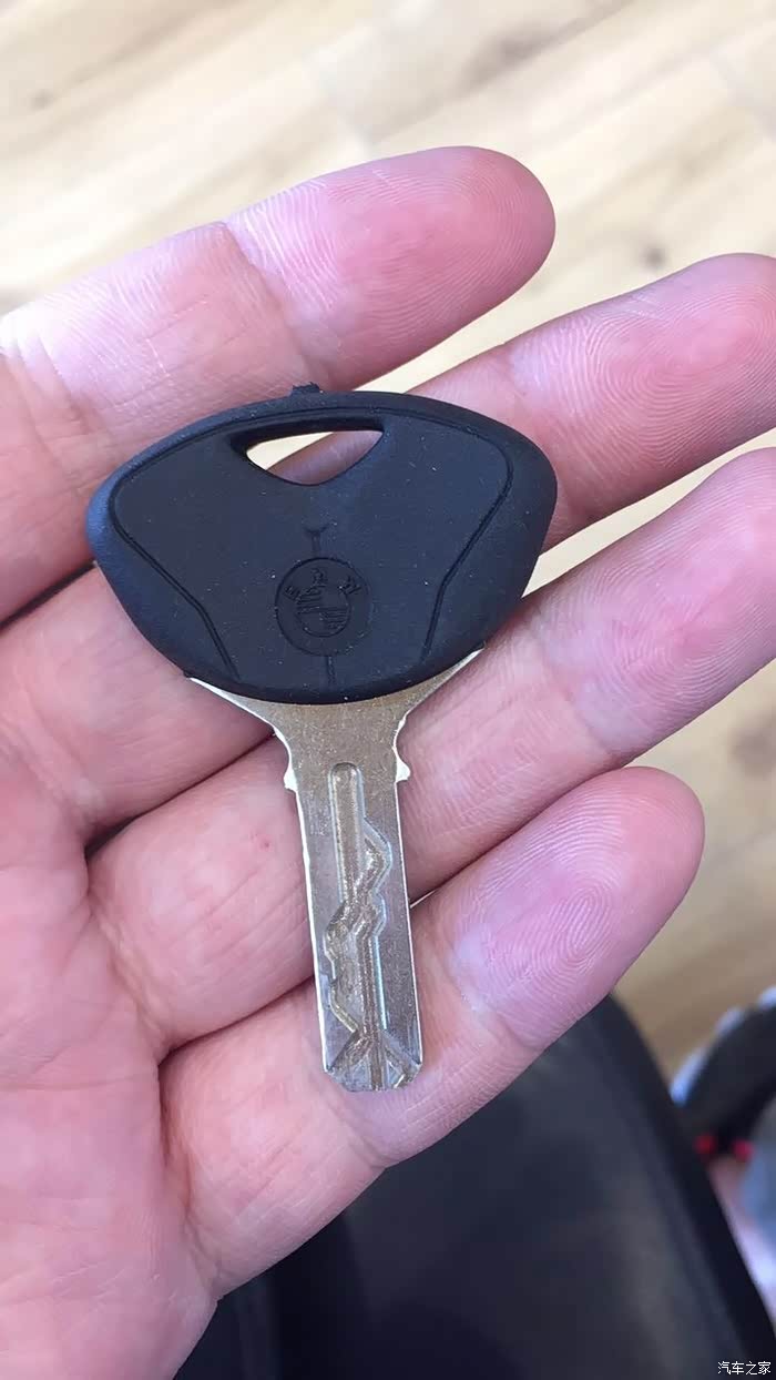 【图】论坛首台f800gs adv,上海第三台提车作业~_宝马摩托车论坛_汽车