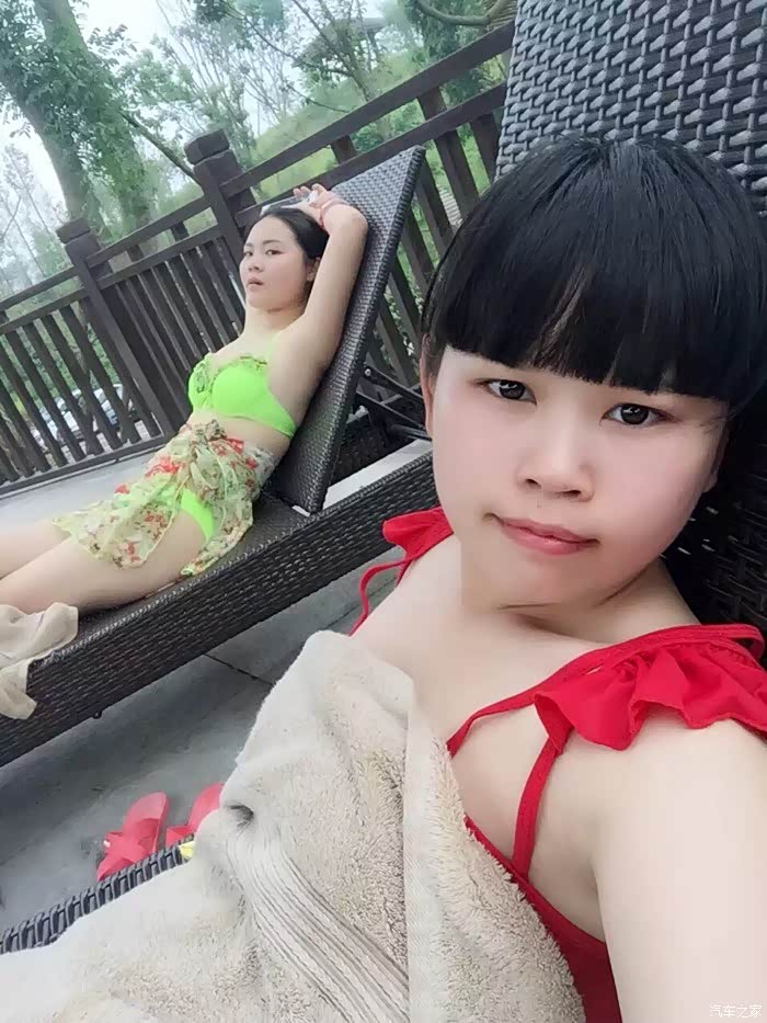 晒晒老婆的闺蜜据说她们也经常逛汽车之家