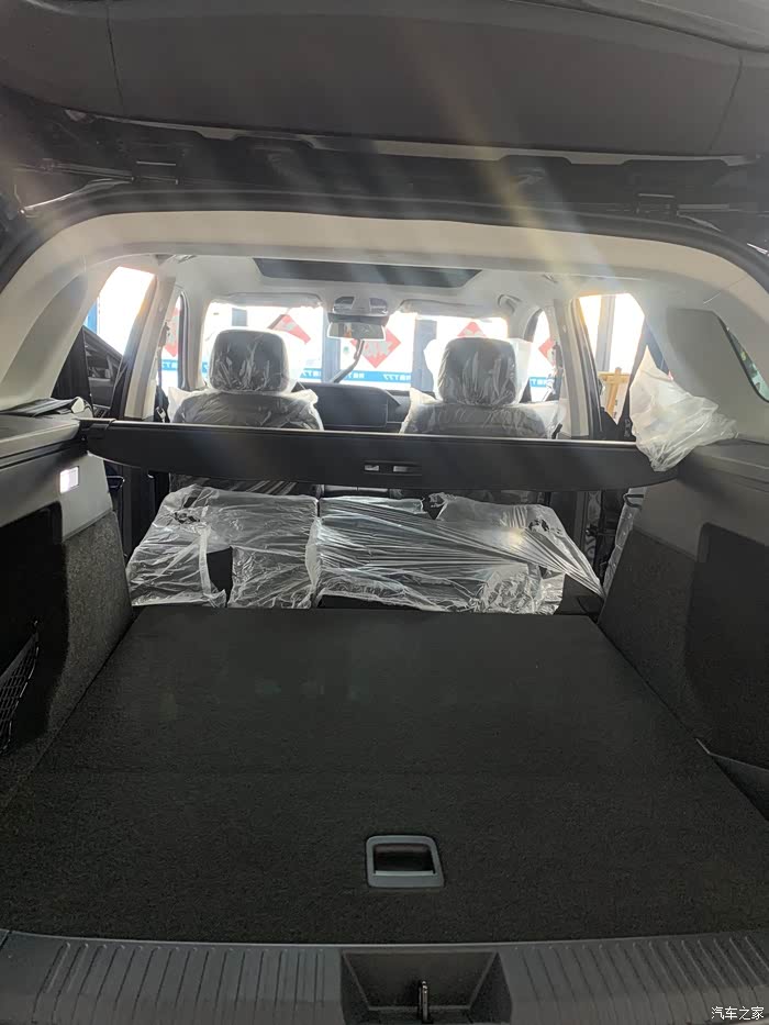 奔腾t99中大型豪华suv