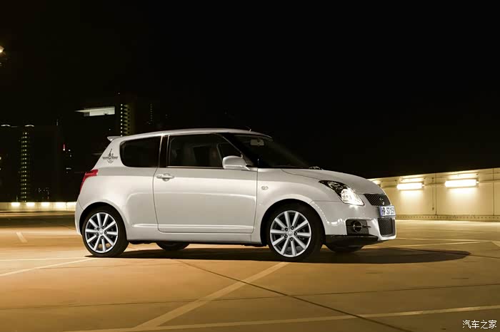 【图】这个单开门的雨燕还挺好看的_雨燕/速翼特论坛_汽车之家论坛