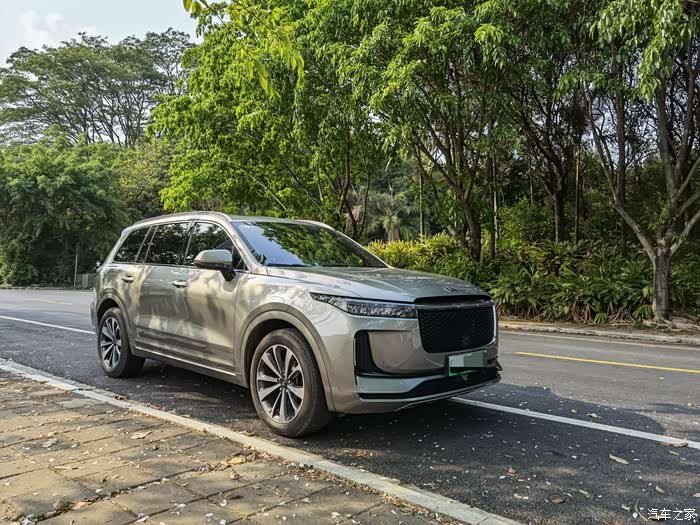 入手人生第一台新能源车理想one帮我实现理想生活