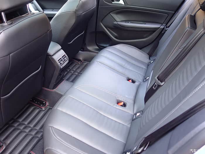 标致308s 1.6t睿驰版 高清作业