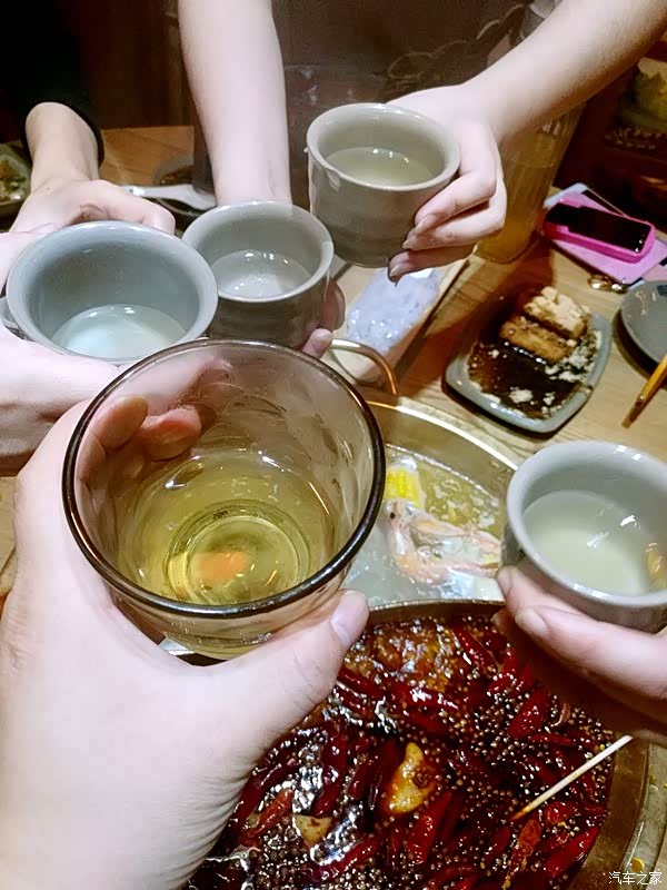 【武逸会】火锅季之哈儿火锅辣的眼睛飙泪