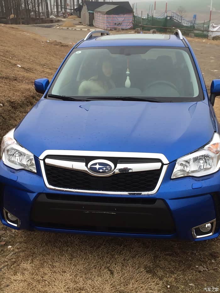 96年小伙秒提森林人2.5特装拉力蓝