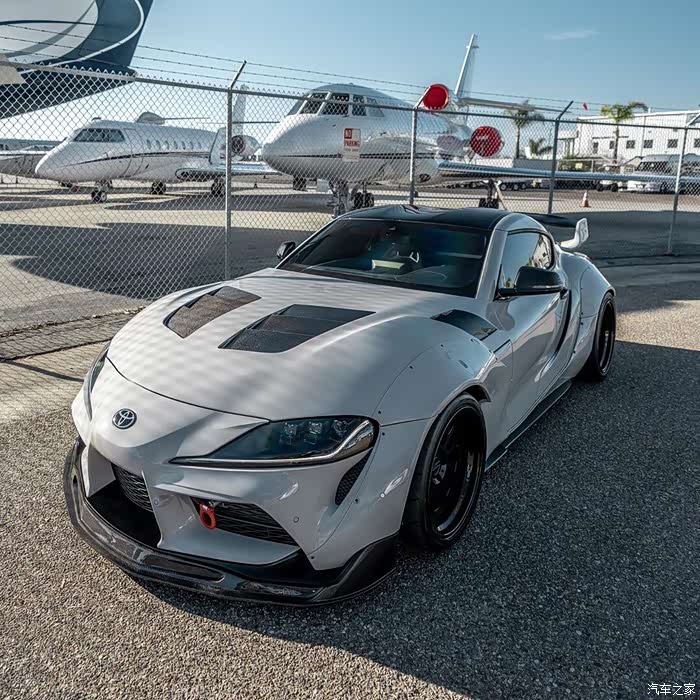 丰田supraa90改装超帅尾翼