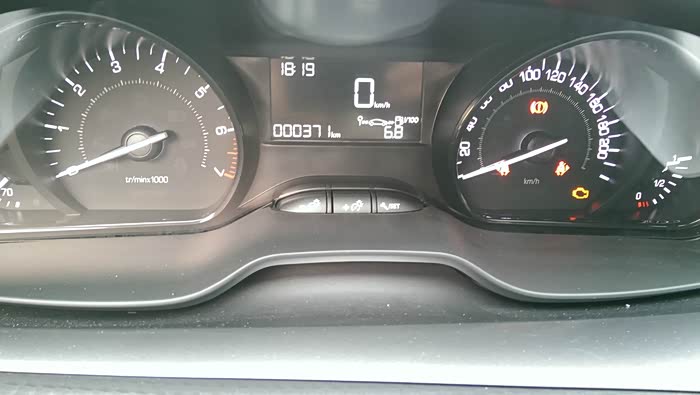 5 | 回复: 0 标致2008论坛 开了几天,摸顺手了,油耗从7.