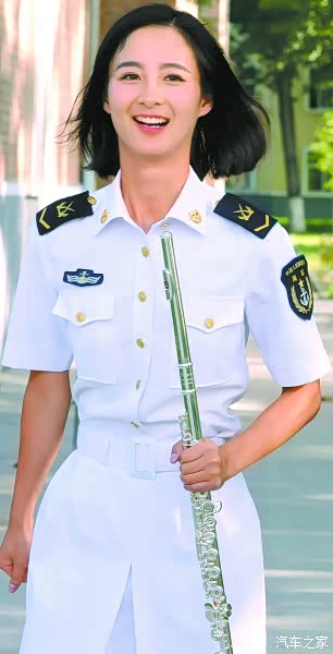 海军女战士戴薇