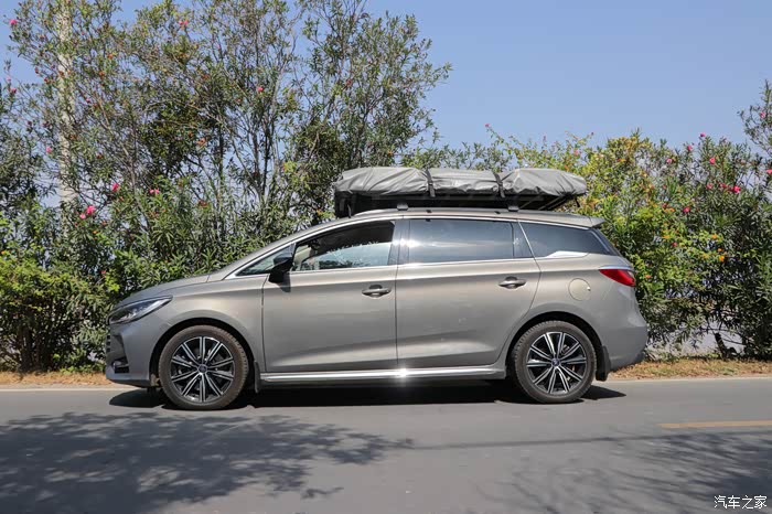 琥珀金宋maxdm床车自驾游莺歌海盐场烧干海水变银山