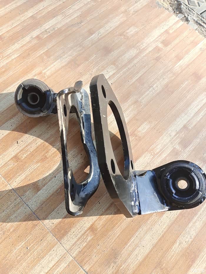 bj40的前桥加固件的作业
