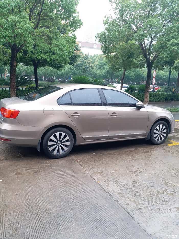 2017速腾230tsi自舒凯旋金提车和半年使用感受