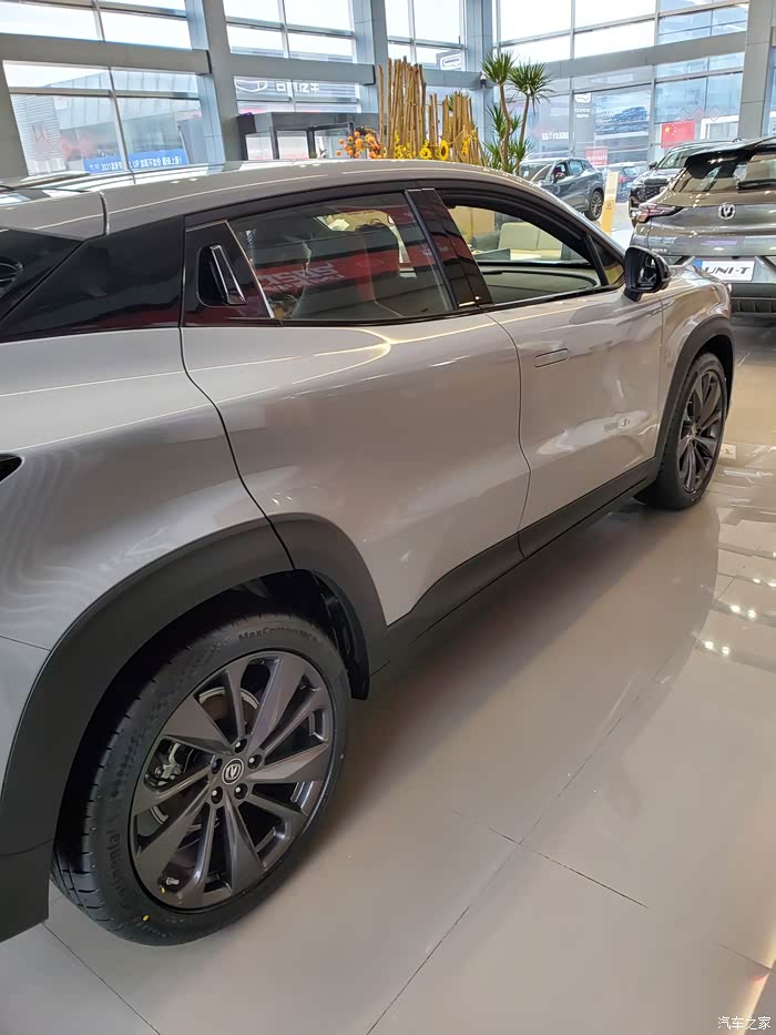 【图】长安uni-t原子灰,最美的颜色,陪你走遍初春大地_长安uni-t论坛