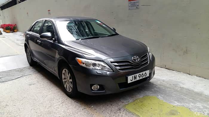 街头抓拍 港版凯美瑞.