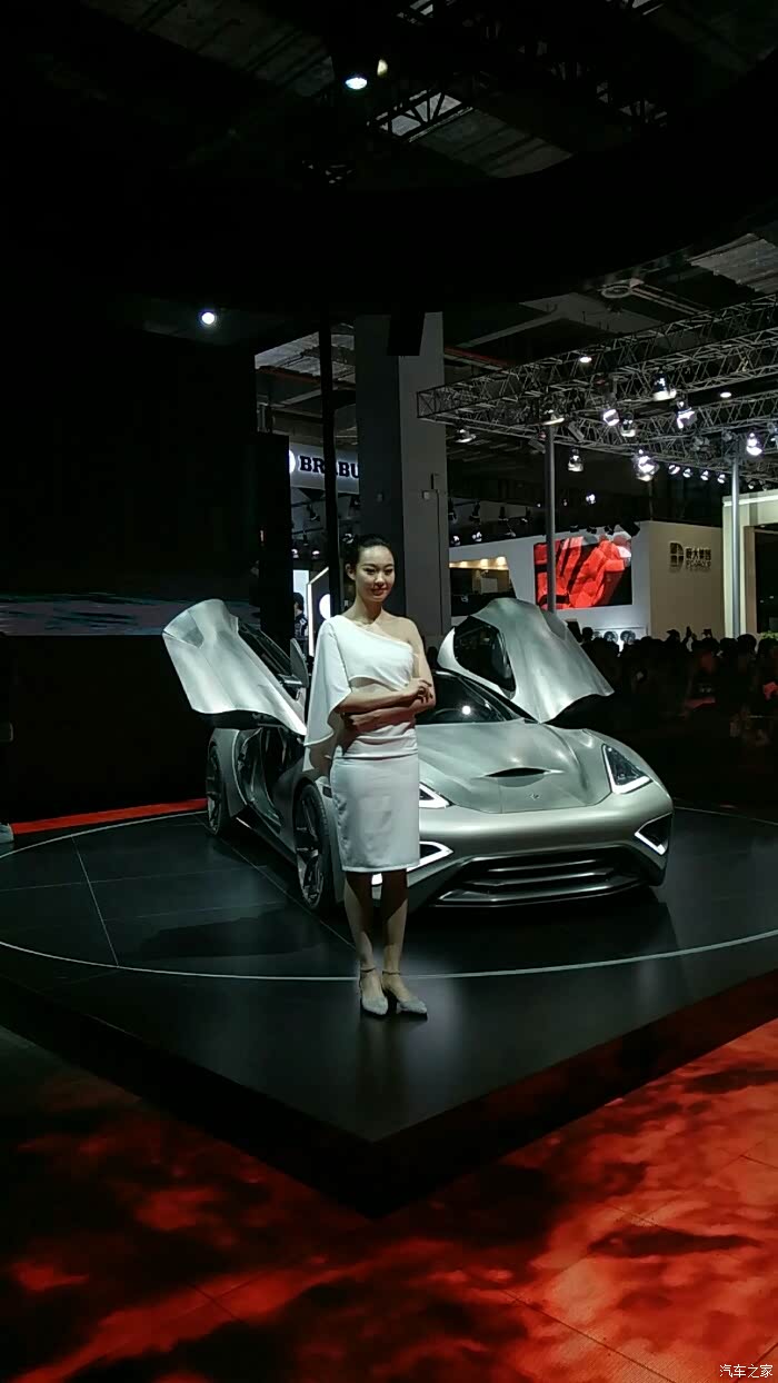 续集我在上海看车展crv加车模顶级名车66000000