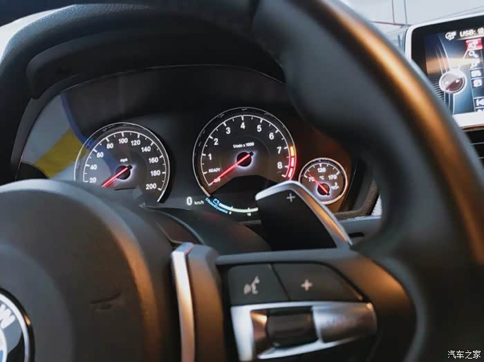 出白菜价黑铝内饰m3英里仪表