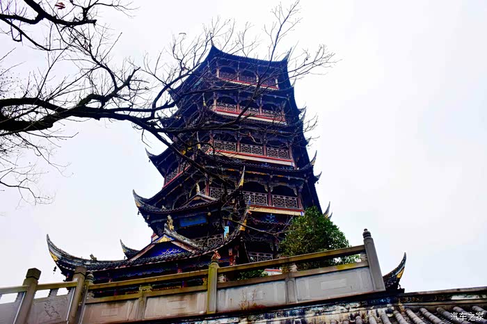 精选日报走进四川细说都江堰之二登上玉垒山