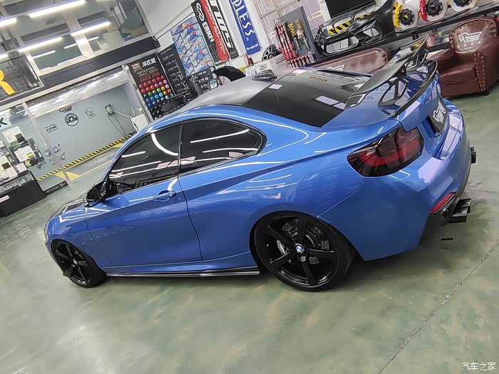 【图】235碳纤维机盖尾翼_宝马2系旅行车论坛_汽车之家论坛