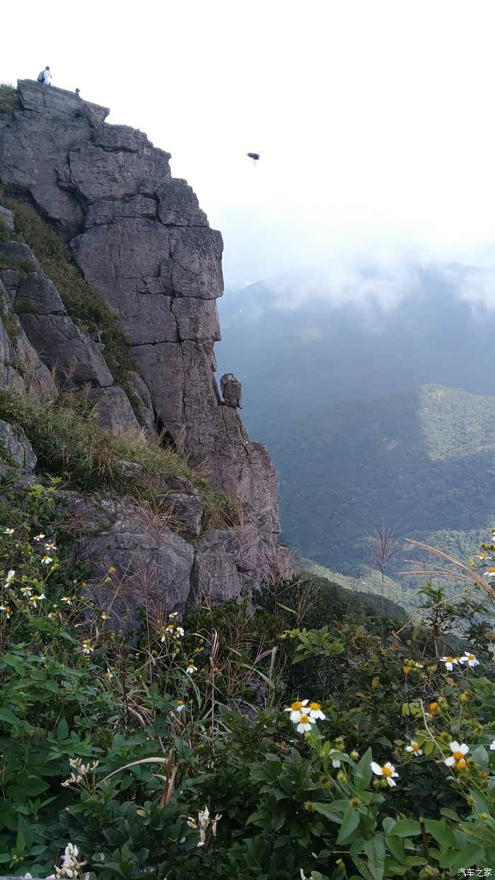 天津一汽新骏派d60杯国庆出游爬山东莞第一高峰银瓶山