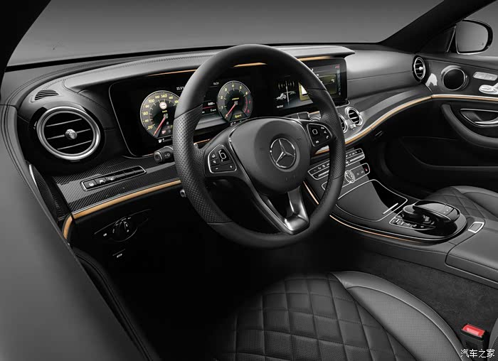 6418 | 回复: 22 奔驰e级论坛 如果e级有这样的全黑内饰 我马上定车!