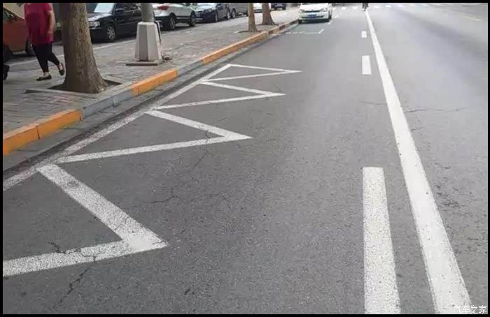 菱形/三维减速提示线