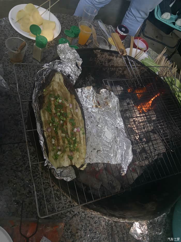 佛灵湖郊野公园烧烤